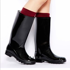 Black Rain boots